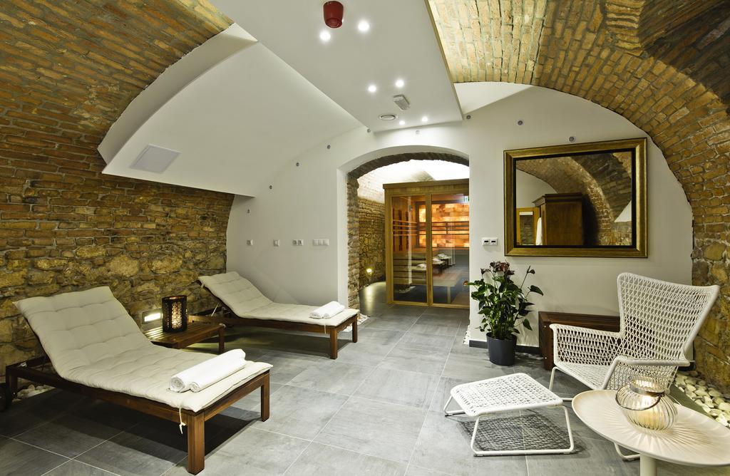 פץ' Adele Boutique Hotel מראה חיצוני תמונה