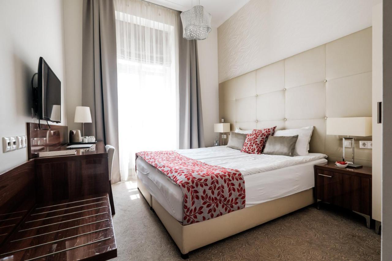 פץ' Adele Boutique Hotel מראה חיצוני תמונה