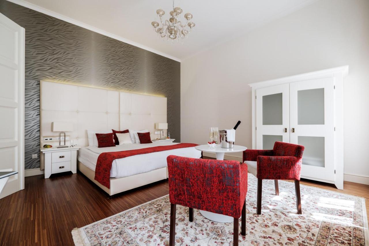 פץ' Adele Boutique Hotel מראה חיצוני תמונה