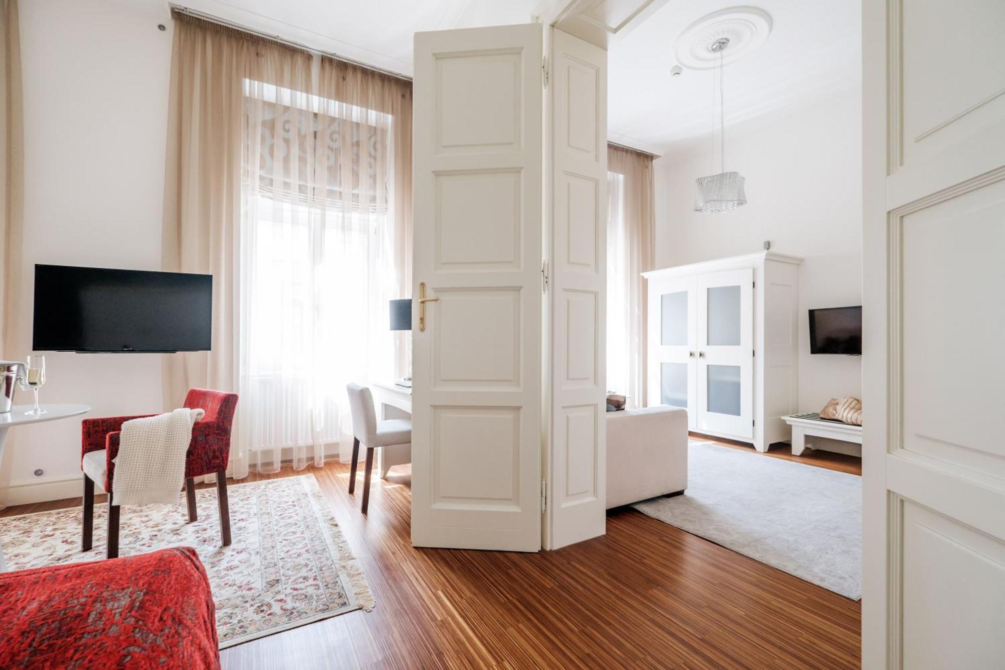 פץ' Adele Boutique Hotel מראה חיצוני תמונה