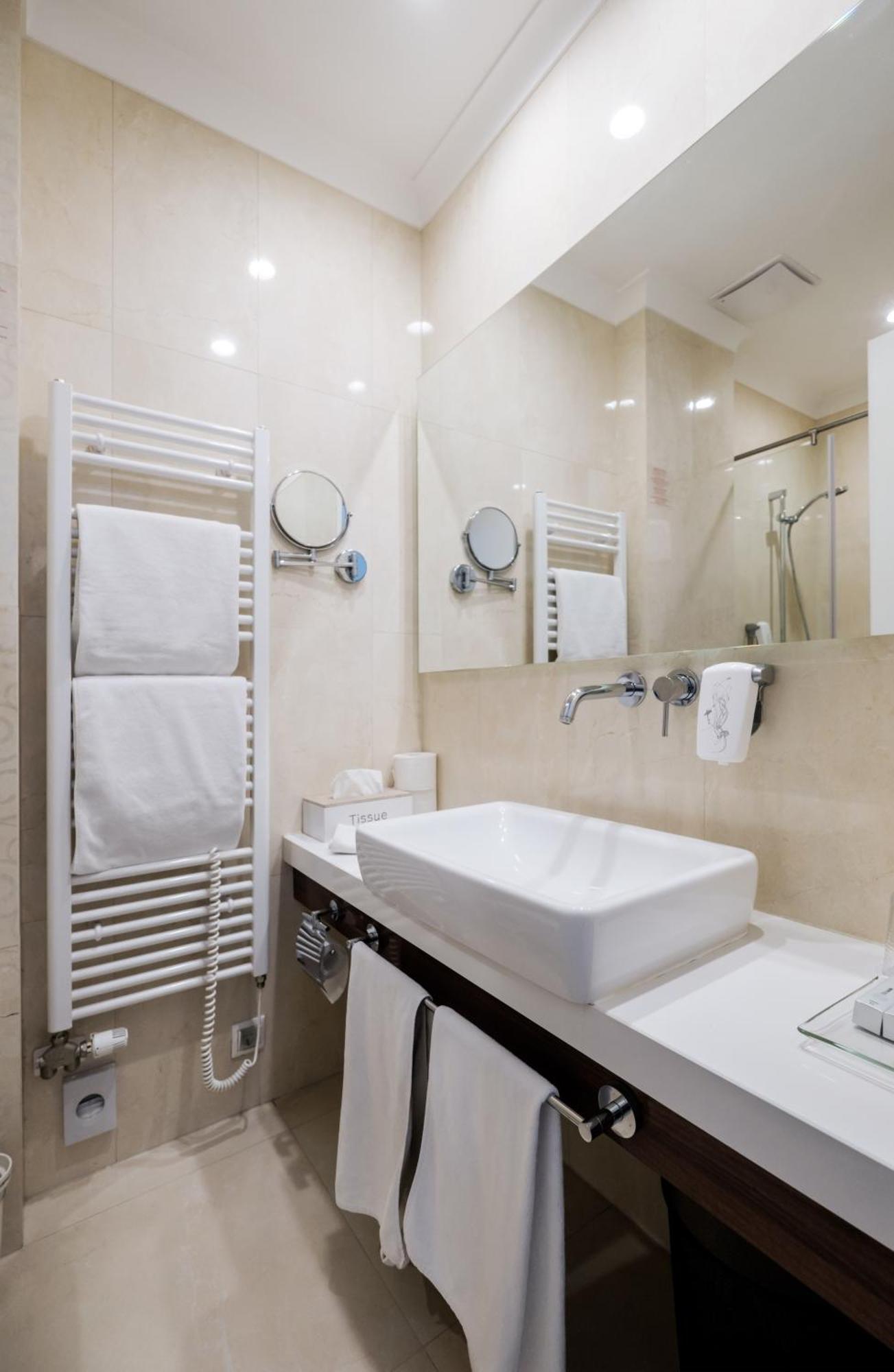 פץ' Adele Boutique Hotel מראה חיצוני תמונה