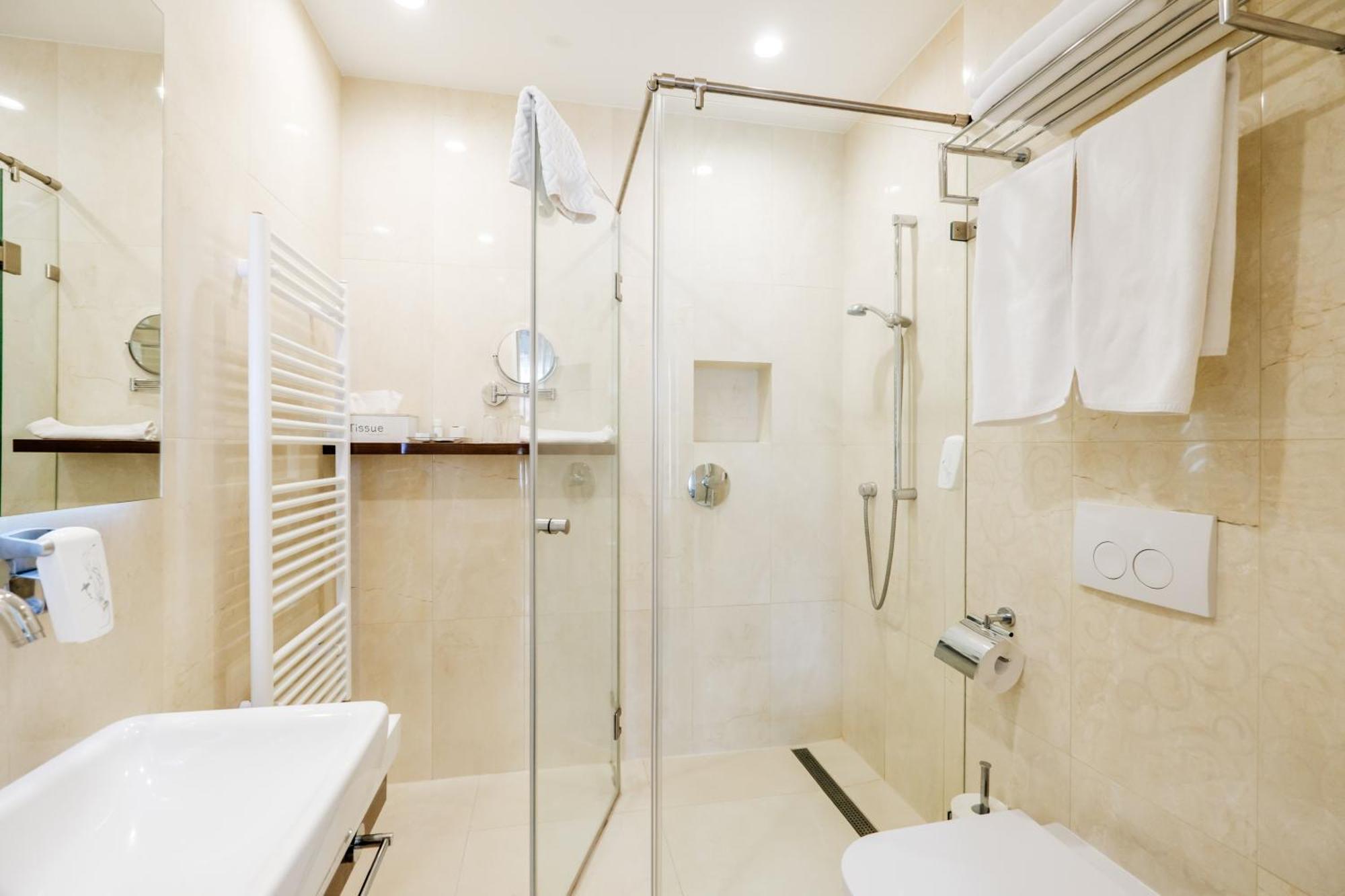 פץ' Adele Boutique Hotel מראה חיצוני תמונה