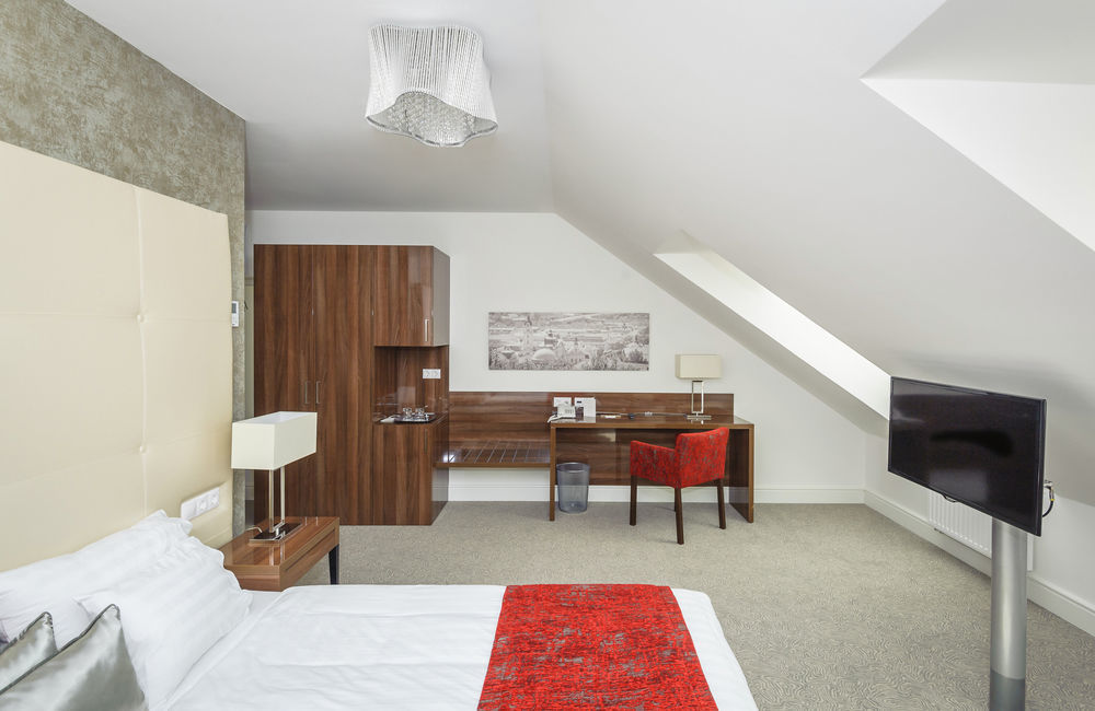 פץ' Adele Boutique Hotel מראה חיצוני תמונה